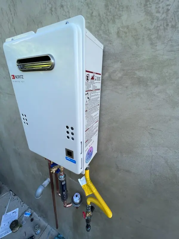 Tankless water heater installation for Oak Springs homes